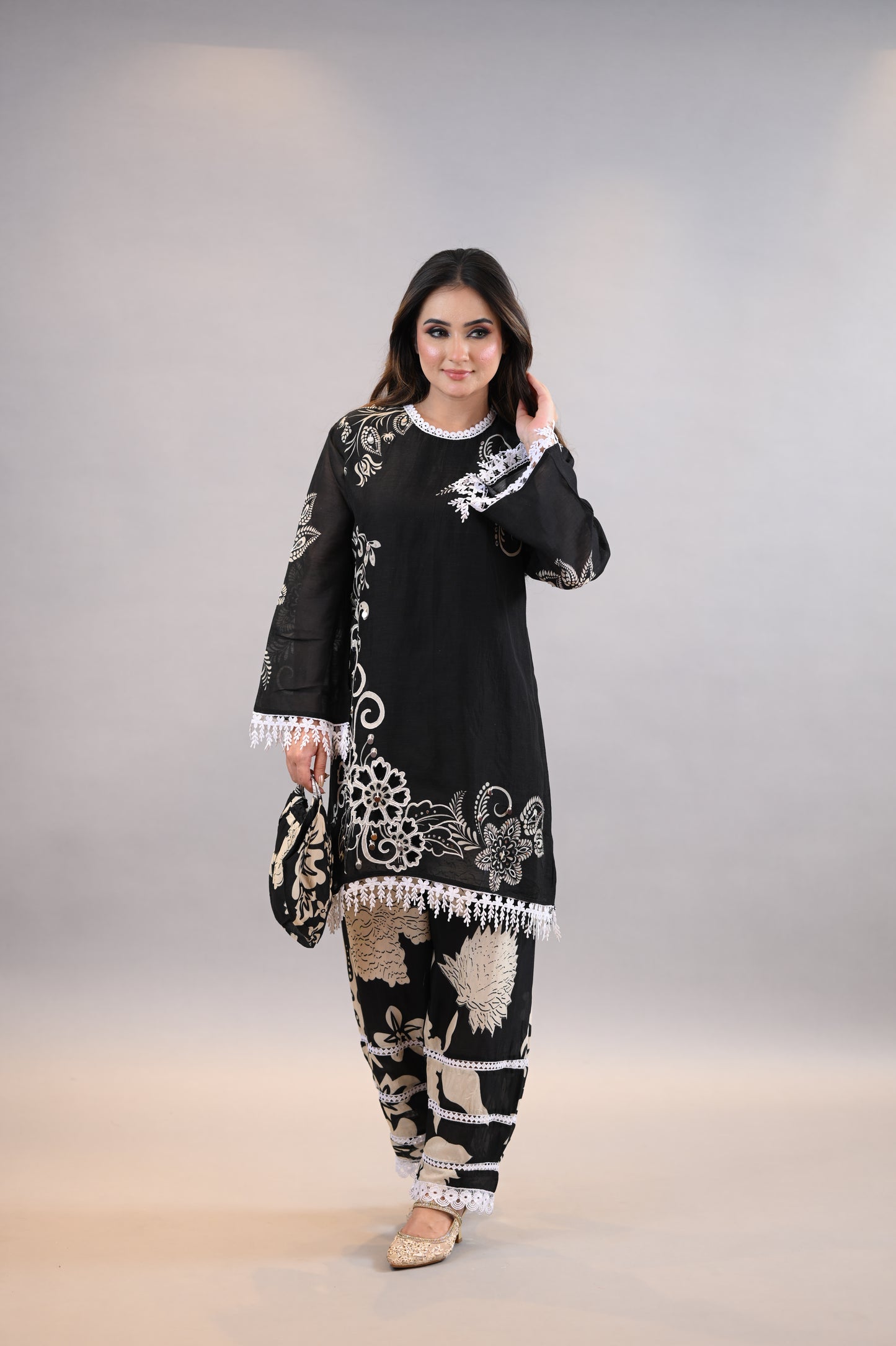 Co-ord set Contemporary Black Printed Kurta with Statement Pants