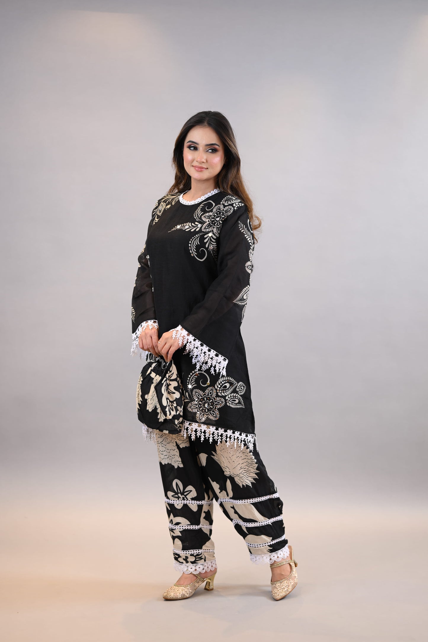 Co-ord set Contemporary Black Printed Kurta with Statement Pants