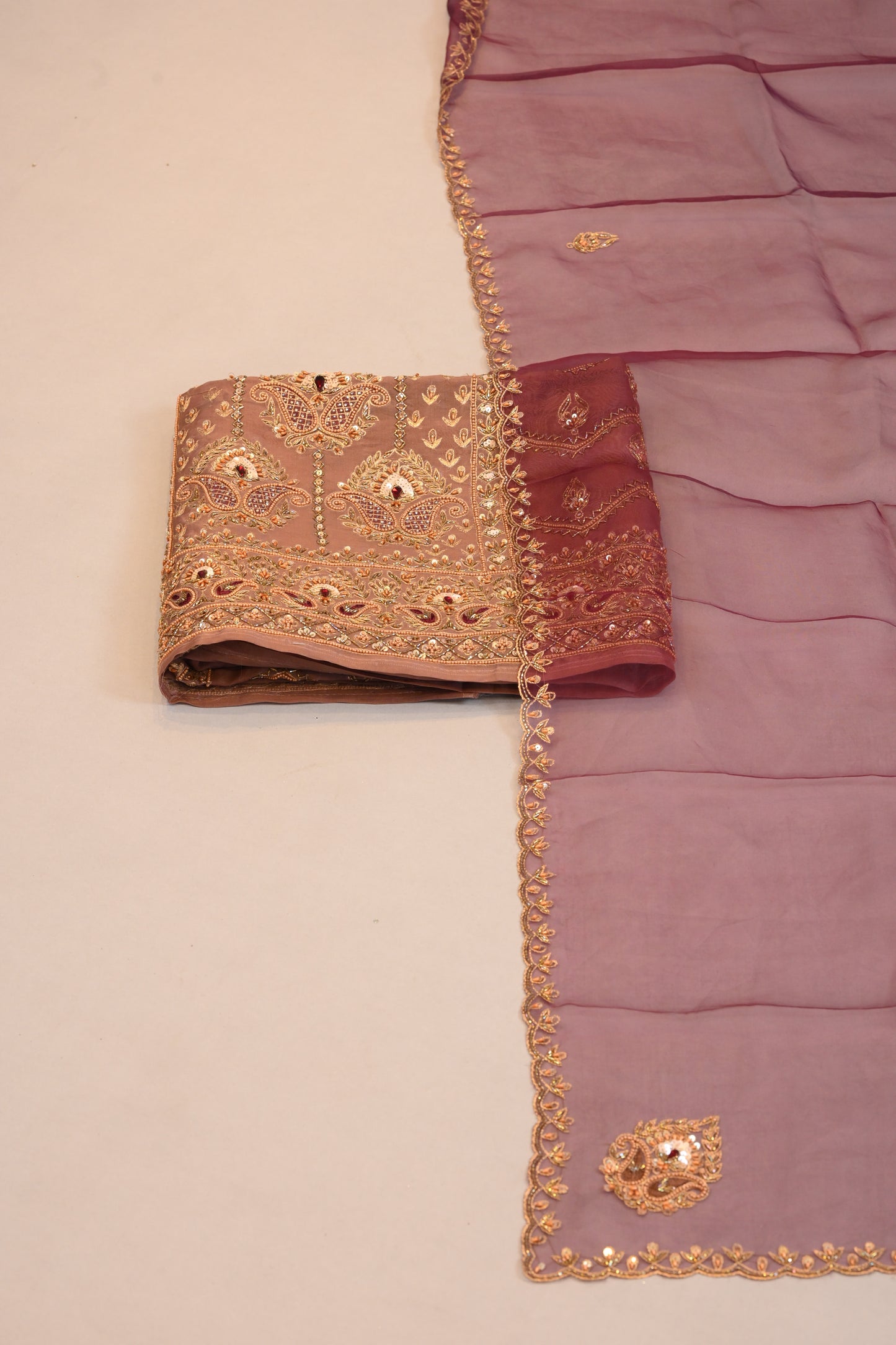 Suit Dupatta– Elegant Dusty Mauve Dupatta with Delicate Zari & Sequin Work