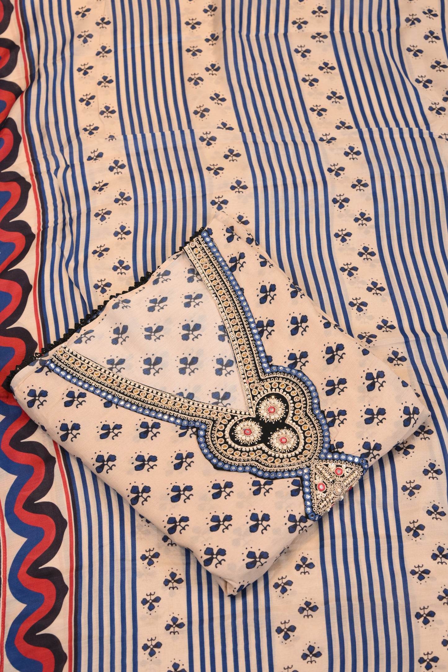 Unstitched Suit Elegant Blue Printed Ensemble with Contrast Border Dupatta