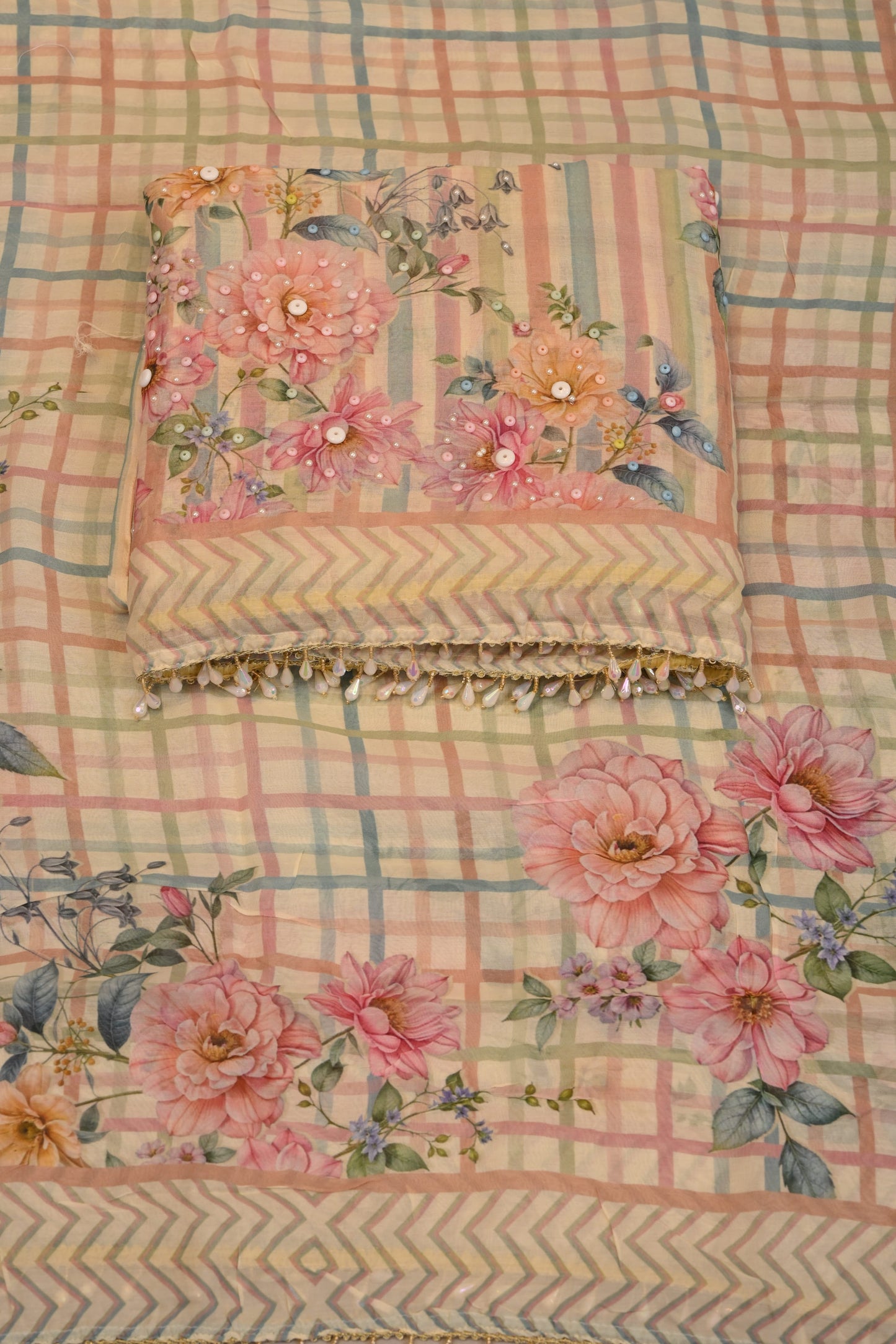Pastel Checkered Floral Print with Pearl Lace Dupatta